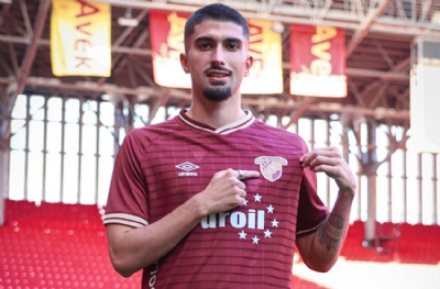 Göztepe'ye İsviçre çakısı