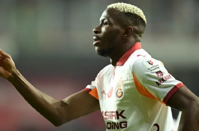 Orta saha transferini Osimhen çözecek! Sürekli konuşuyor!