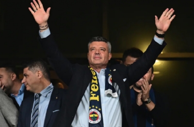 Fenerbahçe'de beklenen haber geldi: Sadettin Saran artık serbest