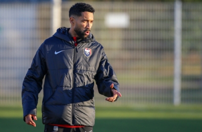 Başakşehir'in eski bekiydi: Mbappe'nin takımına hoca oldu!