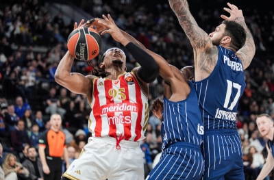 Anadolu Efes - Kızılyıldız: 65-87 (MAÇ SONUCU)