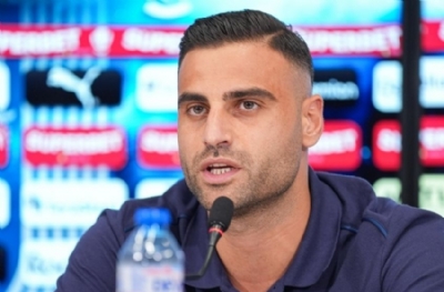 Deniz Türüç imzayı attı