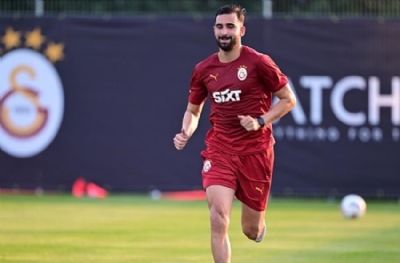 Galatasaray'da doğdu, Fenerbahçeli oluyor