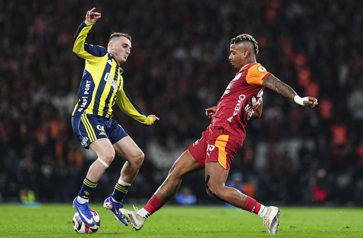 Galatasaray-Fenerbahçe: 0-2 (MAÇ SONUCU)