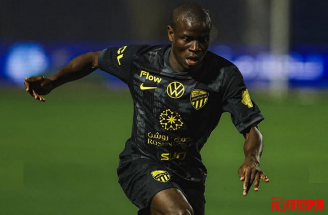 Fenerbahçe devreye girdi! İşte Kante'nin maaşı