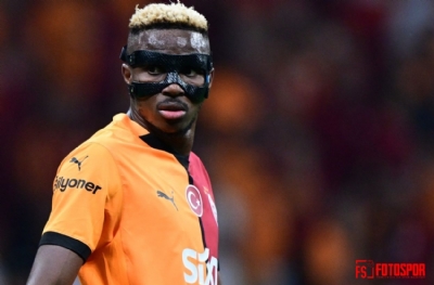 Osimhen'den mesaj var