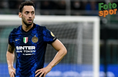 Hakan Çalhanoğlu çocukluk aşkı Galatasaray'a koşuyor