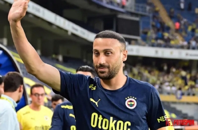 Fenerbahçe'de Cenk Tosun ile yollar resmen ayrıldı