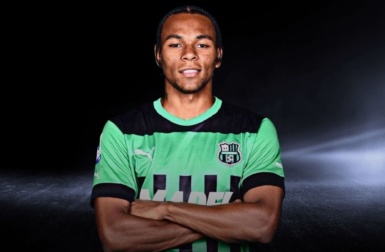 Galatasaray Lauriente işinde masada: Hareketli saatler