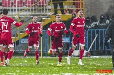 Eminevim Ümraniyespor - Serikspor: 5-0 (MAÇ SONUCU)