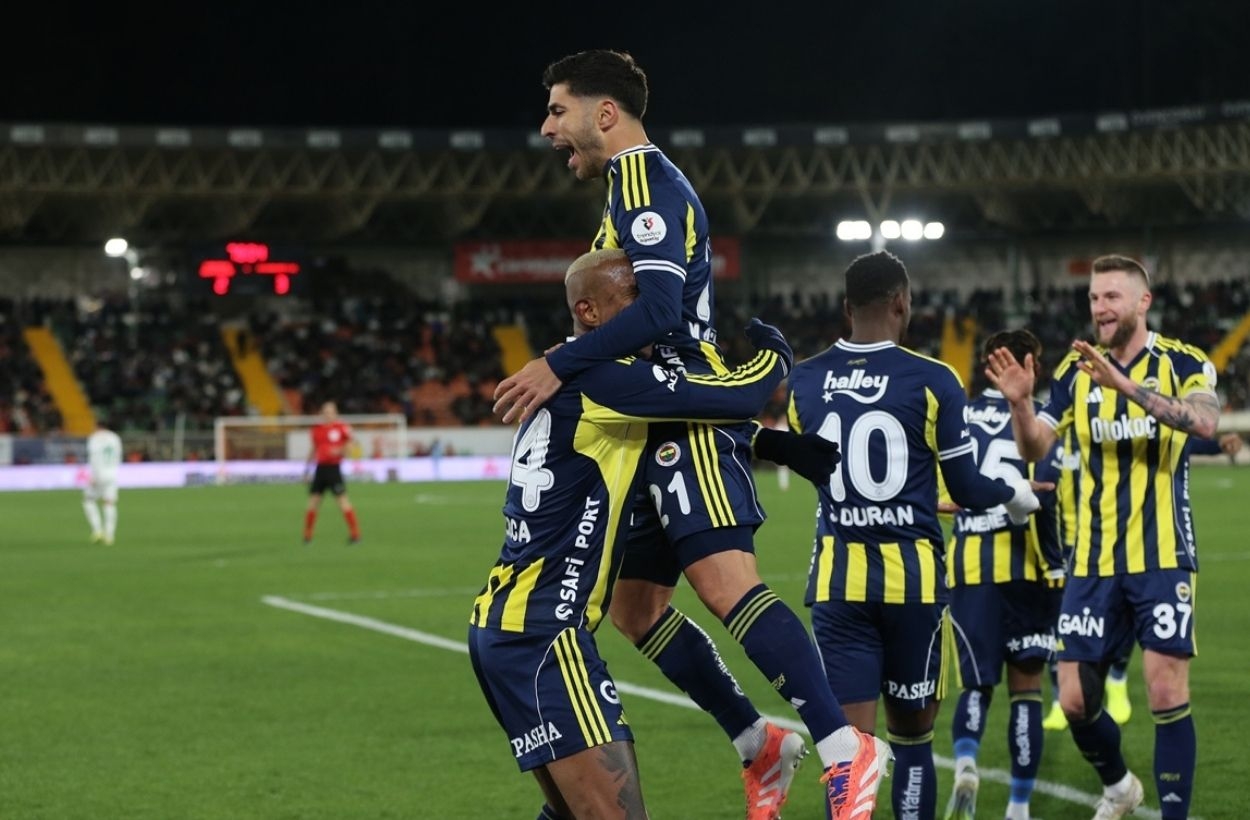 Fenerbahçe'ye Alanya'da 3 puanı getiren su şişeleri