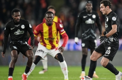 Göztepe - Çaykur Rizespor: 3-1 (MAÇ SONUCU)