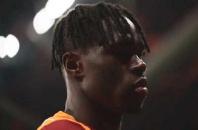 Galatasaraylı Singo'da 10 hafta korkusu