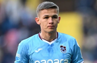 Trabzonsporlu oyuncu Bürüksel'de sağlık kontrolünde