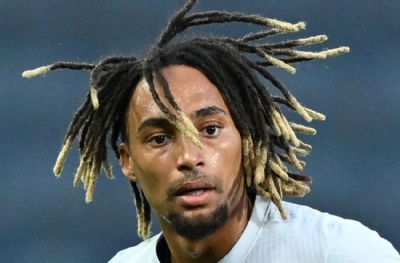 Boey'un ölçüsünü almaya geliyor