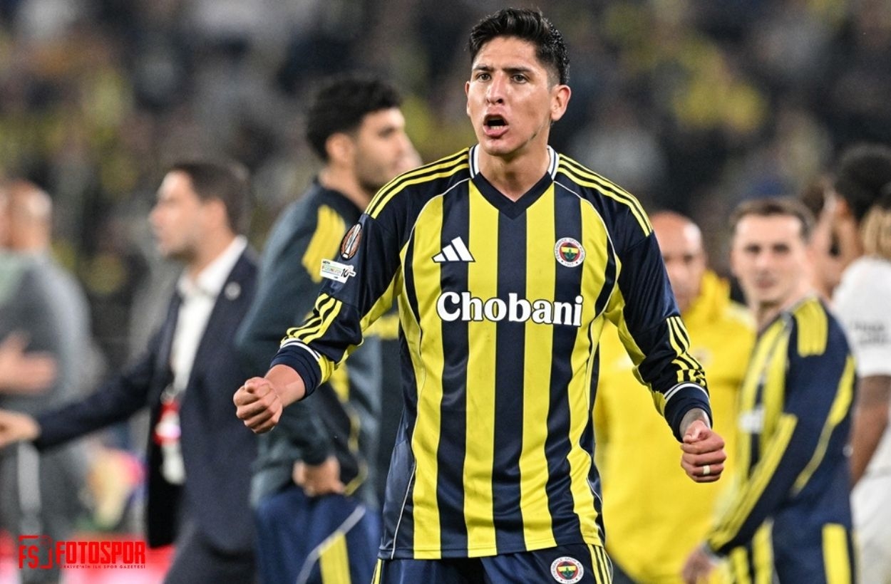 Ajax, Fenerbahçeli yıldızı götürmeye geldi