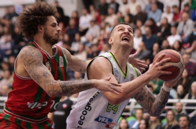  Yukatel Merkezefendi Belediyesi Basket - Karşıyaka: 83-81 (MAÇ SONUCU)