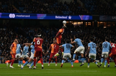 Galatasaray Etihad Stadı'nı ateşe verdi