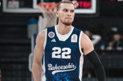 Başakşehir Koleji'nin ABD'li oyuncusu Türk oldu