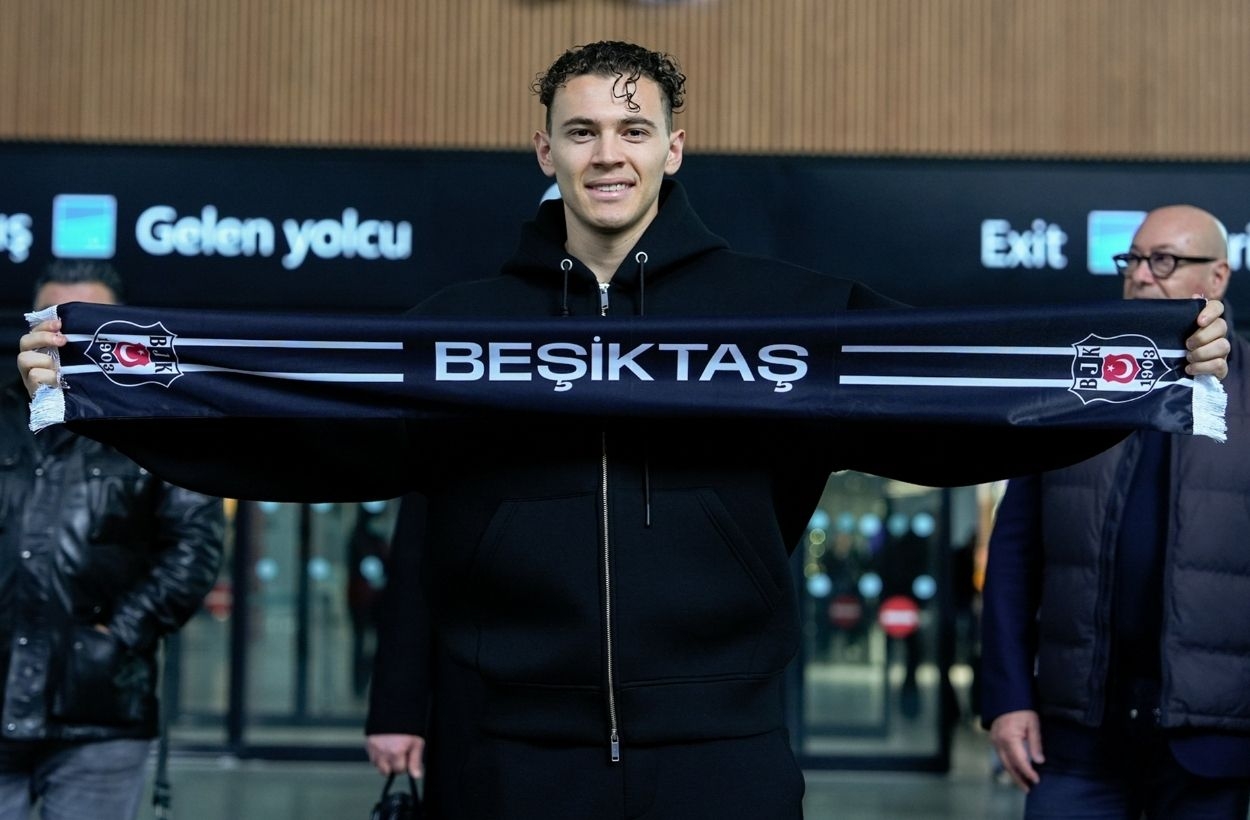 Asllani resmen Beşiktaş'ta!