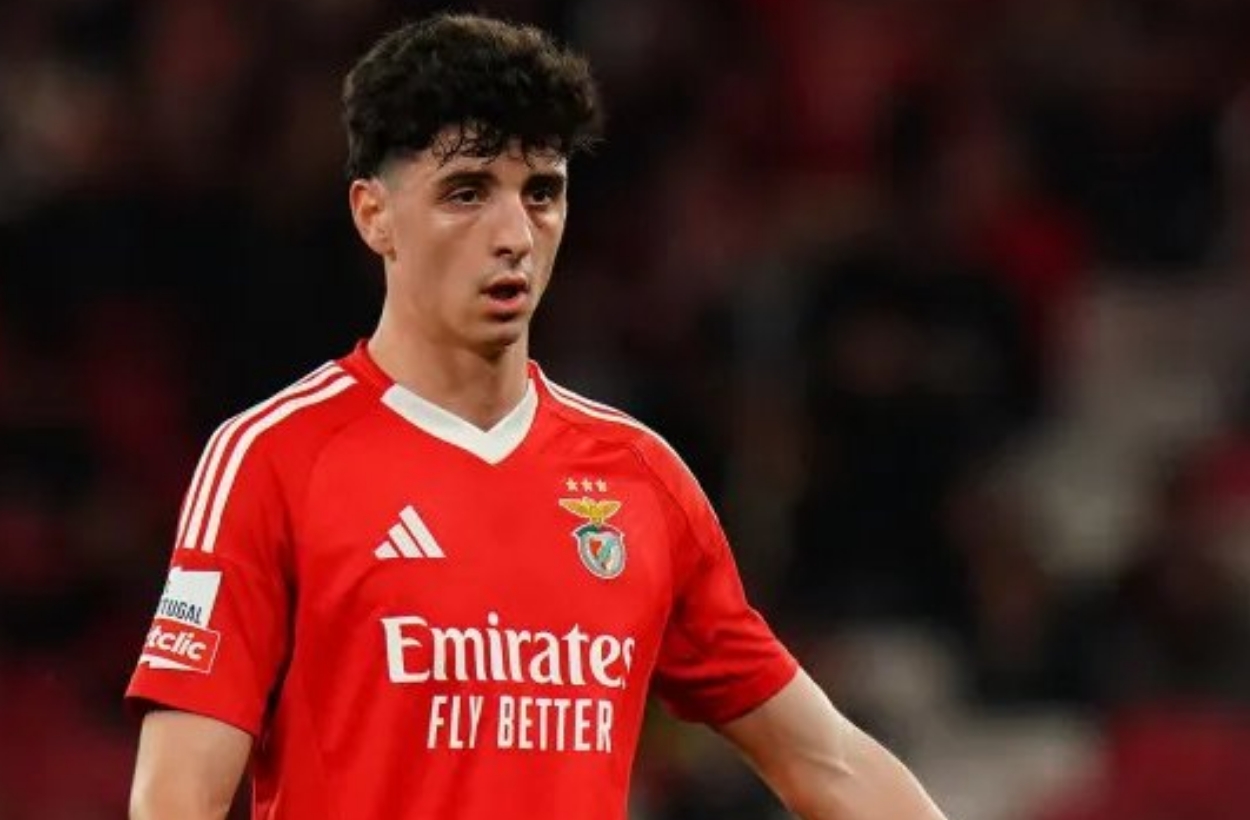 Galatasaray'a Portekizli ön libero önerisi