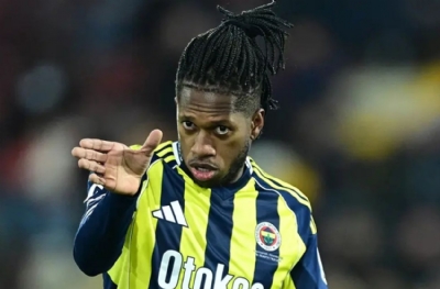 Fred Fenerbahçe'ye kaldı