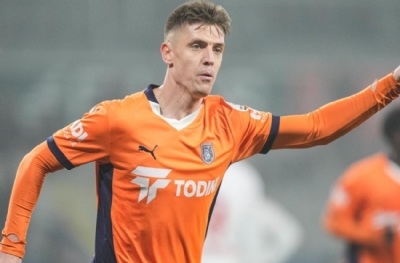 Fenerbahçe denize düştü boğulmamak için çırpınıyor