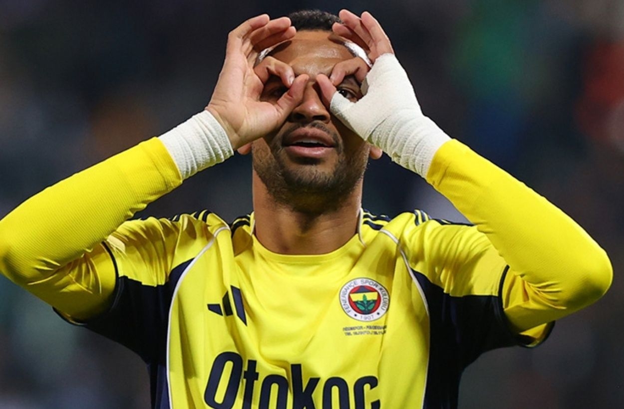 Fenerbahçe'den beklenen ayrılık açıklaması geldi