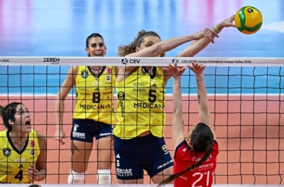 Fenerbahçe Medicana - PGE Budowlani: 3-0 (MAÇ SONUCU)