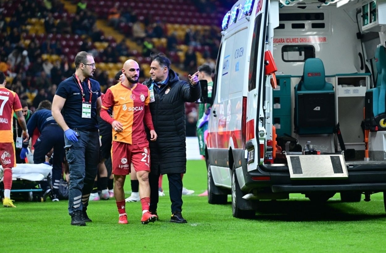 Ahmed Kutucu ve İsa Doğan çarpıştı! Sahaya ambulans girdi