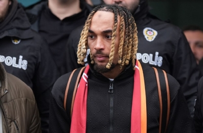 Ve Sacha Boey Galatasaray için İstanbul'da