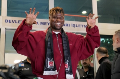 Emmanuel Agbadou, Beşiktaş için İstanbul'da