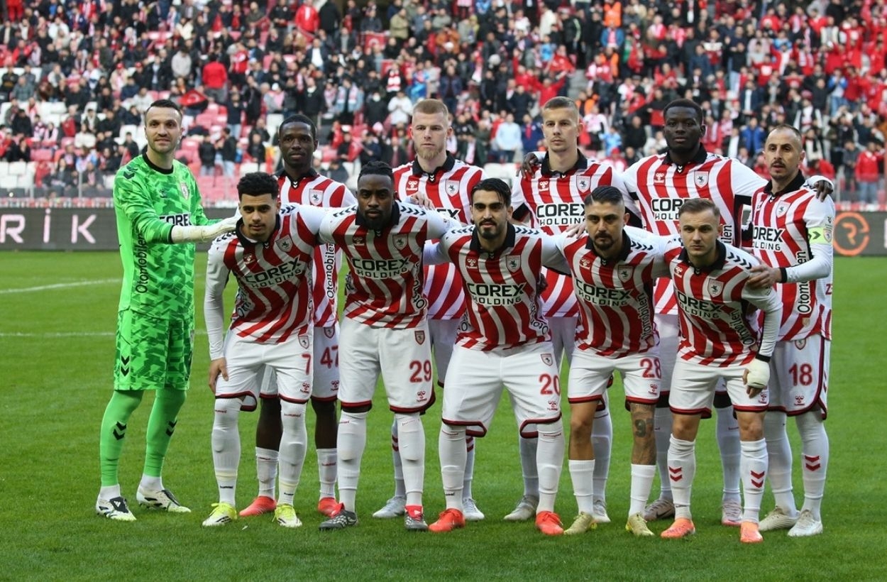 Samsunspor İçişleri'ni bile devreye soktu! Avrupa'ya götürmüyor