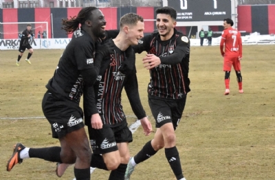 İmaj Altyapı Vanspor - Arca Çorum FK: 3-1 (MAÇ SONUCU)