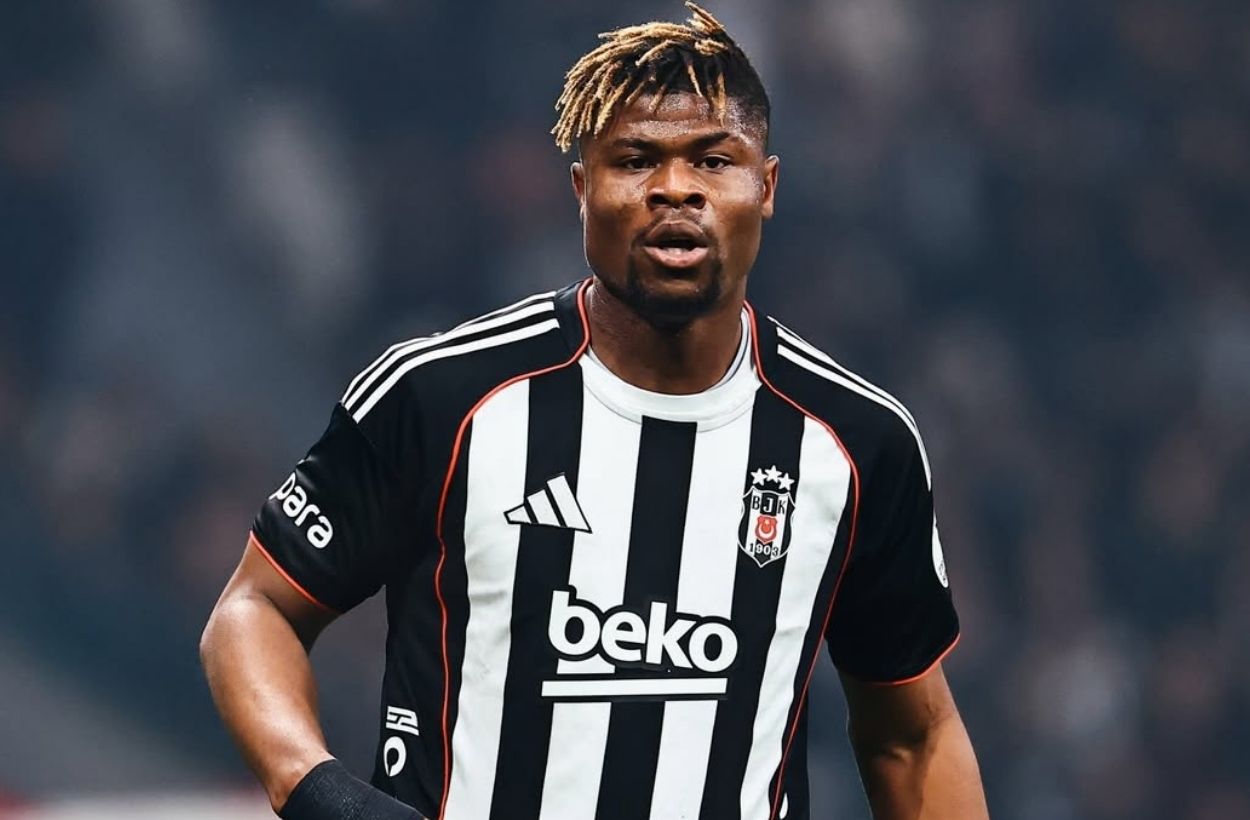 Beşiktaş taraftarı Agbadou'yu büyüledi