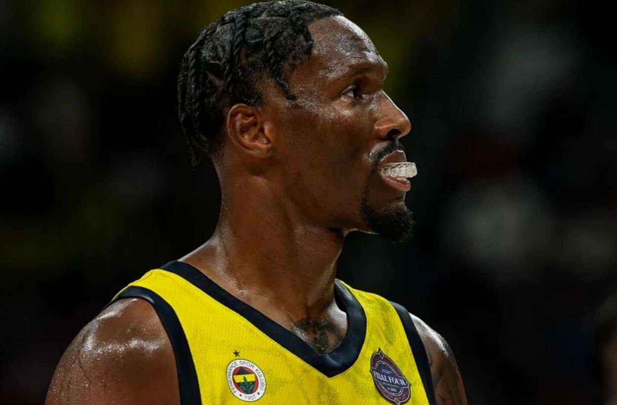 Fenerbahçe'nin gözdesi Nigel Hayes-Davis'e 24 saat süre