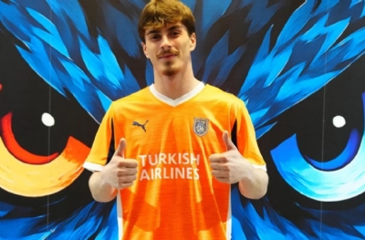Başakşehir'den yeni sezonun ilk hamlesi