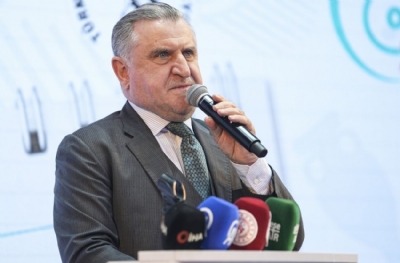 Osman Aşkın Bak: Spor iyileştirici bir güçtür