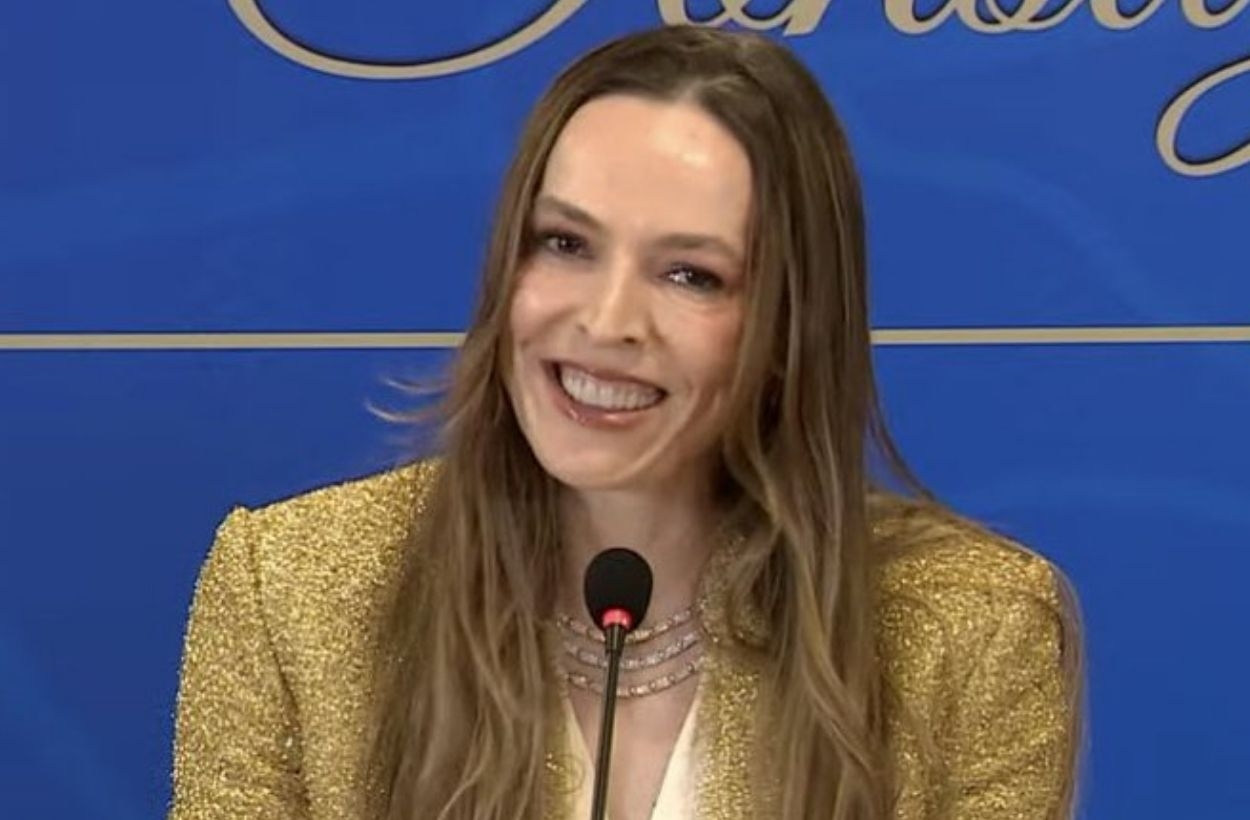 Fenerbahçe, Eda Erdem'in sözleşmesini uzattı! 