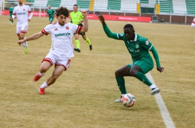 Iğdır FK evinde Ümraniyespor'la berabere kaldı