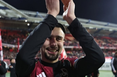  Beşiktaş gurbetçi sol beki takip ediyor