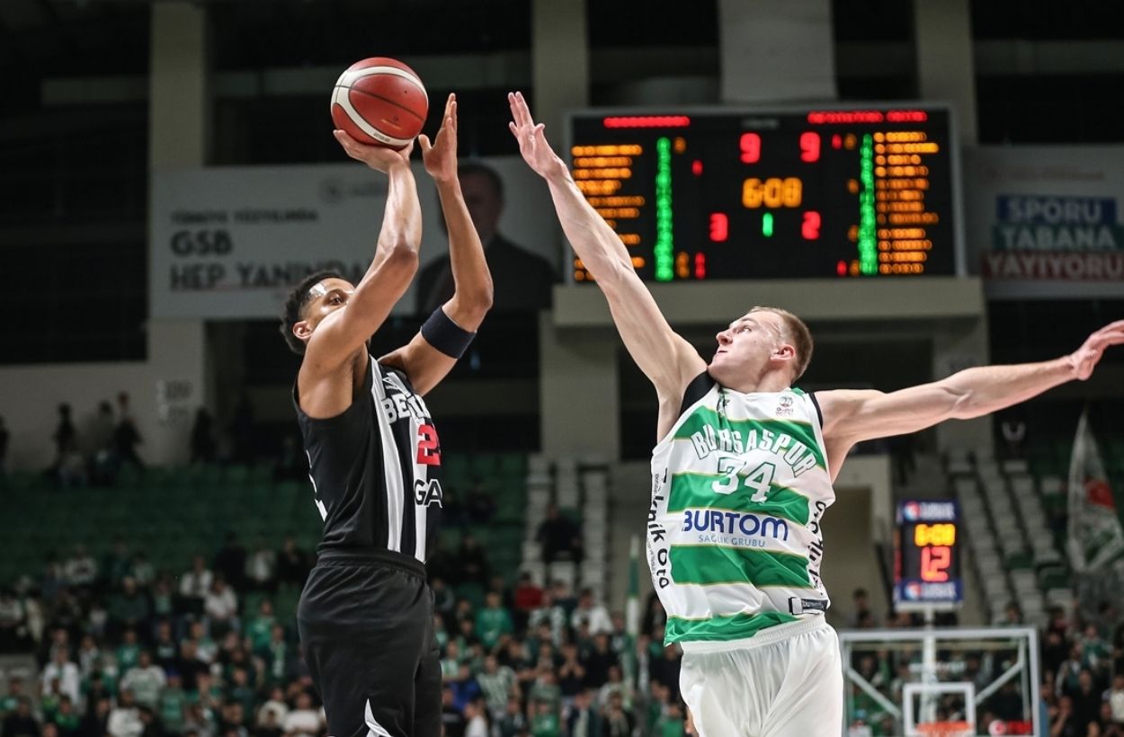 Bursaspor Basketbol-Beşiktaş GAİN: 61-88 (MAÇ SONUCU)