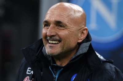 Galatasaray'ın rakibi hakeme saldırdı! Dövmek istediler