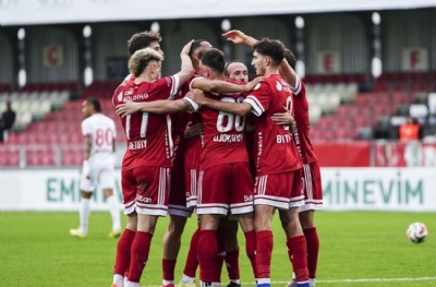 Eminevim Ümraniyespor - Boluspor: 4-2 (MAÇ SONUCU)