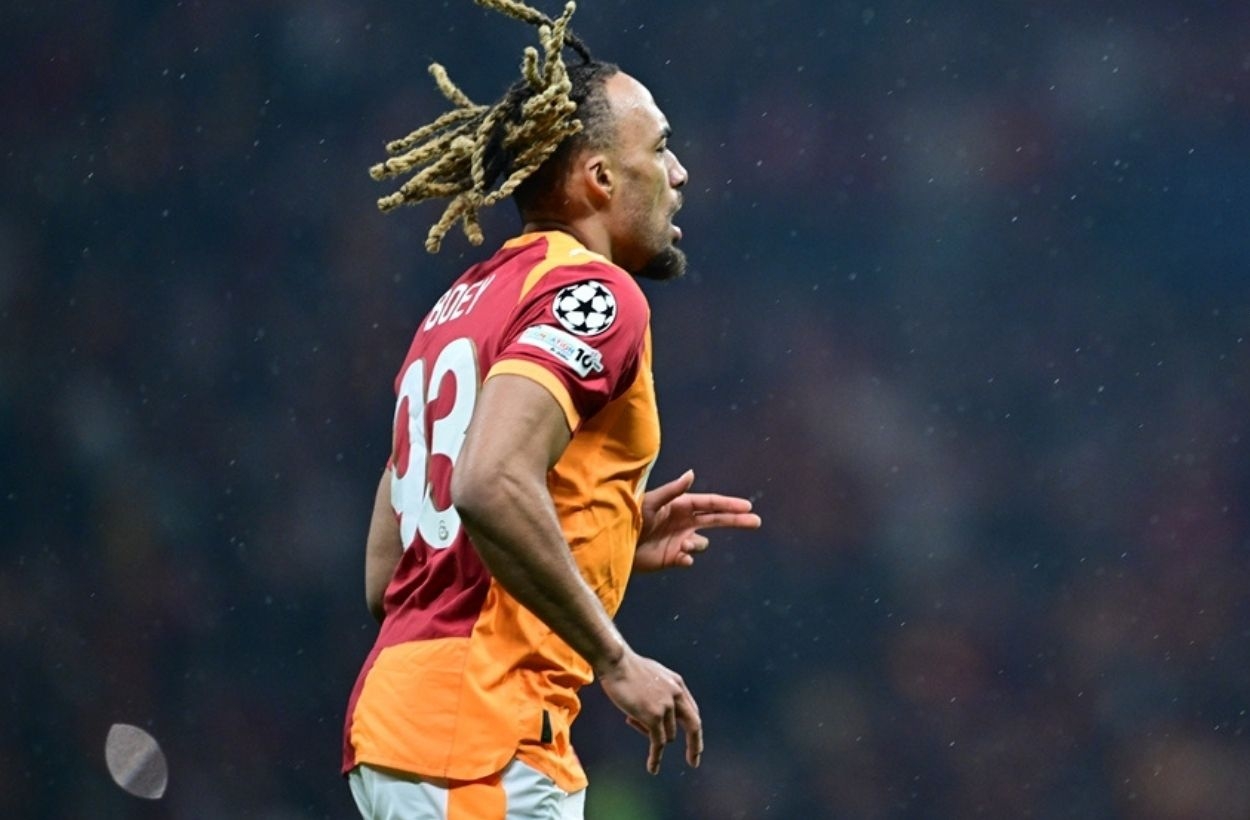 Galatasaray, Sacha Boey'a iyi geldi
