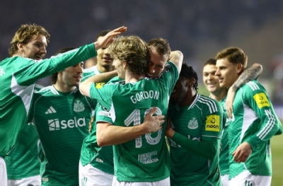 Newcastle United şov yaptı! Karabağ'a büyük şok