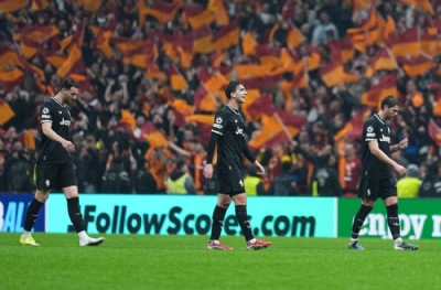 Galatasaray yenilgisi sonrası kelleler kopuyor!