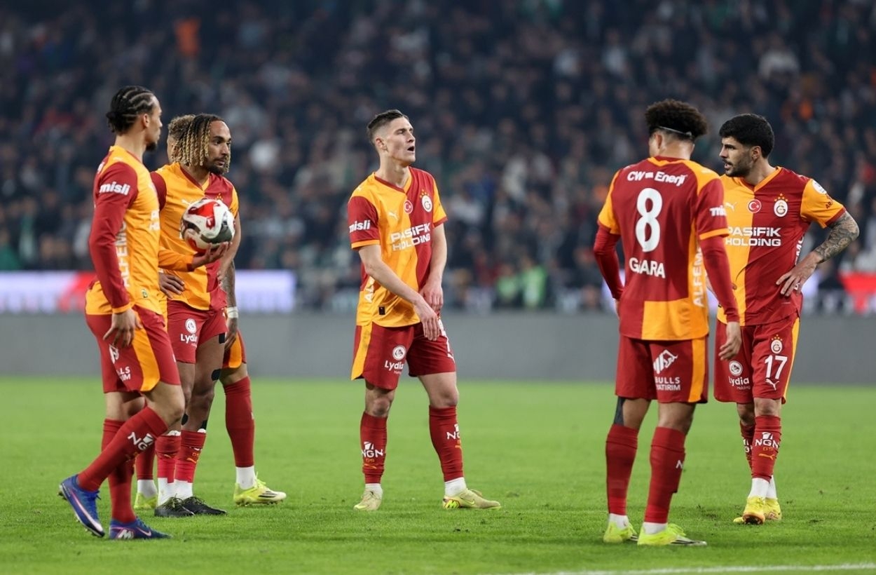 Galatasaray'da tablo içler acısı! Reytingler yerlerde
