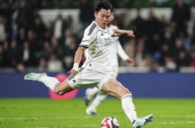 Güney Kore'ye forma satışı başladı: Oh bereketi