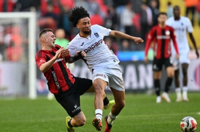 Trabzonspor'da Tim Jabol-Folcarelli sakatlandı